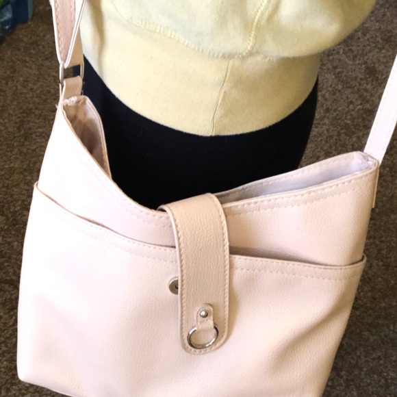 Beige crossbody purse, 👛 bought last week! - Picture 3 of 4